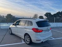 Gebraucht BMW 216 116 PS (85 kW) 2018 Weiß Kombi