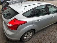 Gebraucht Ford Focus 116 PS (85 kW) 2011 Grau Limousine