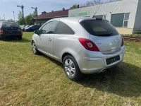 Gebraucht Opel Corsa Satellite 87 PS (63 kW) 2011 Silber Kleinwagen