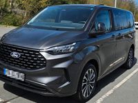 Gebraucht Ford Tourneo Titanium X 170 PS (125 kW) 2025 Grau Van / Kleinbus