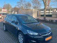 Gebraucht Opel Astra 110 PS (80 kW) 2014 Schwarz Kombi