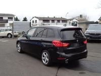 Gebraucht BMW 218 Gran Tourer Sport Line 150 PS (110 kW) 2022 Schwarz Van / Kleinbus