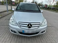 Gebraucht Mercedes B170 115 PS (84 kW) 2009 Silber Van / Kleinbus