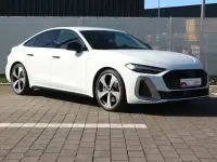 Gebraucht Audi A5 Edition .1 299 PS (219 kW) 2025 Gletscherweiß metallic Limousine