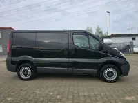 Gebraucht Opel Vivaro 114 PS (83 kW) 2012 Schwarz Van / Kleinbus