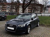 Gebraucht Audi A3 150 PS (110 kW) 2017 Blau Limousine