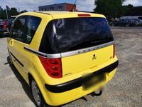 Gebraucht Peugeot 1007 73 PS (53 kW) 2006 Gelb Van / Kleinbus