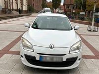 Gebraucht Renault Mégane III 2010 Weiß Kleinwagen