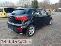 Gebraucht Kia Rio 84 PS (61 kW) 2016 Schwarz Kleinwagen