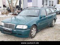 Gebraucht Mercedes C180 122 PS (89 kW) 2000 Grün Limousine