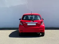Gebraucht Toyota Yaris Life 69 PS (50 kW) 2012 Rot Kleinwagen