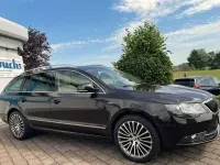 Gebraucht Skoda Superb LAURIN & KLEMENT 200 PS (147 kW) 2013 Braun Kombi