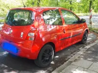 Gebraucht Renault Twingo 58 PS (42 kW) 2011 Rot Kleinwagen