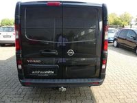 Gebraucht Opel Vivaro 145 PS (106 kW) 2017 Schwarz Van / Kleinbus