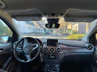 Gebraucht Mercedes B180 109 PS (80 kW) 2012 Schwarz Van / Kleinbus