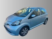 Gebraucht Toyota Aygo 68 PS (50 kW) 2007 Silber Kleinwagen