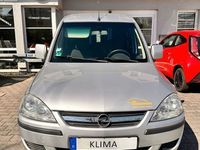 Gebraucht Opel Combo Edition 97 PS (71 kW) 2006 Silber Van / Kleinbus