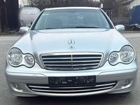 Gebraucht Mercedes C180 143 PS (105 kW) 2004 Brillantsilber  metalliclack Limousine