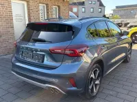 Używany Ford Focus Active 155 KM (114 kW) 2024 Niebieski Sedan/Limuzyna
