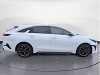 Neu Kia ProCeed GT-Line 140 PS (102 kW) 2025 Weiß ((wd) casa white s) Kleinwagen