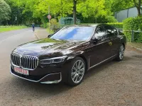 Gebraucht BMW 745e 286 PS (210 kW) 2019 Royal burgundy red Limousine