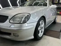 Gebraucht Mercedes SLK230 197 PS (144 kW) 2003 Silber Cabrio