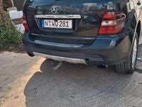 Gebraucht Mercedes ML320 249 PS (183 kW) 2008 Schwarz SUV