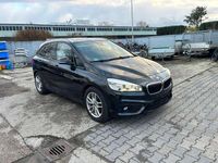 Gebraucht BMW 218 Advantage 150 PS (110 kW) 2014 Kombi