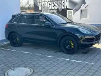 Gebraucht Porsche Cayenne 245 PS (180 kW) 2012 Schwarz SUV