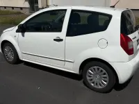 Gebraucht Citroën C2 Tonic 60 PS (44 kW) 2009 Weiß Kleinwagen