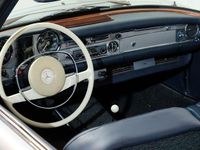 Gebraucht Mercedes SL280 185 PS (136 kW) 1969 Silber Cabrio