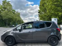 Gebraucht Opel Meriva Edition 101 PS (74 kW) 2011 Grau Van / Kleinbus