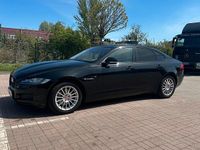 Second-hand Jaguar XF 2019 Negru Berlinǎ