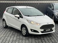 Gebraucht Ford Fiesta 75 PS (55 kW) 2015 Weiß Limousine