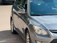 Gebraucht Hyundai i30 128 PS (94 kW) 2012 Braun Kombi
