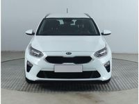 Gebraucht Kia Ceed 99 PS (72 kW) 2019 (wd) casa white s Kleinwagen
