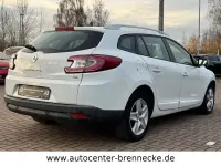 Używany Renault Mégane 116 KM (85 kW) 2016 Biały Sedan/Limuzyna