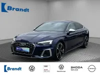 Gebraucht Audi S5 Sportback Ambiente 341 PS (250 kW) 2023 Navarrablau metallic (metallic) Kleinwagen