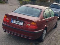 Gebraucht BMW 318 118 PS (86 kW) 1998 Rot Limousine