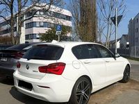 Gebraucht BMW 120 Advantage 190 PS (139 kW) 2015 Weiß Kleinwagen