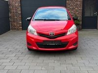 Gebraucht Toyota Yaris 69 PS (50 kW) 2012 Rot Kleinwagen