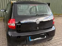 Gebraucht VW Fox 60 PS (44 kW) 2011 Schwarz Kleinwagen