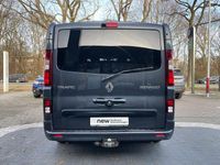 Gebraucht Renault Trafic 145 PS (106 kW) 2018 Kometengrau Van / Kleinbus