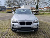 gebraucht BMW X1 sDrive 18d mit Touch Display