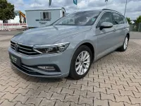 Gebraucht VW Passat 150 PS (110 kW) 2023 Mondsteingrau Kombi