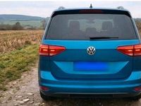 Gebraucht VW Touran Trendline 114 PS (83 kW) 2016 Blau Van / Kleinbus