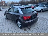 Gebraucht Audi A1 Attraction 86 PS (63 kW) 2011 Braun Kleinwagen