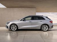 Gebraucht Audi A3 Ambiente 116 PS (85 kW) 2022 Silber Limousine