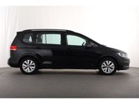 Gebraucht VW Touran Trendline 110 PS (80 kW) 2016 Schwarz Van / Kleinbus