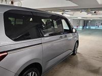 Gebraucht VW Multivan Style 150 PS (110 kW) 2024 Silber Van